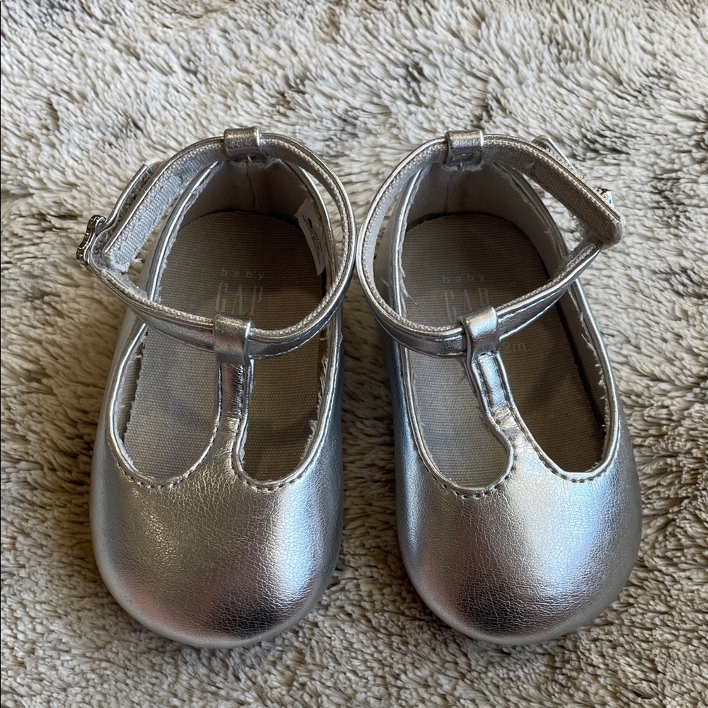 GAP Baby Silver Shoes 6-12 Months